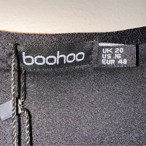 Boohoo plus wrap short sleeved bodysuit, size 16, black, NWT - Picture 13 of 15